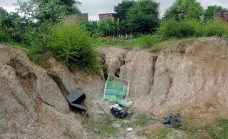 Con dâu dựng hiện trường giả, chiếm đoạt tiền của bố chồng