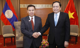 Tăng cường mối quan hệ bền chặt giữa các cộng đồng ở biên giới