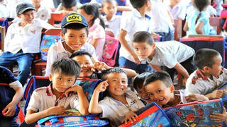 Hỗ trợ học phí cho học sinh, sinh viên bị ảnh hưởng do sự cố môi trường biển