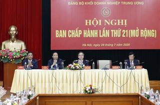 Khẳng định vai trò chủ đạo của kinh tế nhà nước