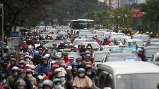 Mệt mỏi với thí điểm chống ùn tắc