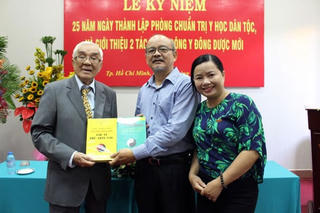 Lương y Đỗ Hữu Định: Cứu người và viết sách dạy cứu người