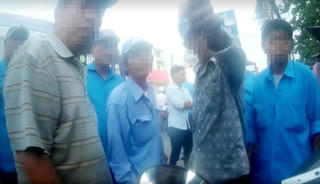 Không nên dùng cơ bắp