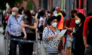 Thuốc kháng virus cho cuộc chiến chống Covid-19