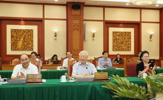 Bộ Chính trị tiếp tục làm việc với các đảng bộ trực thuộc Trung ương 