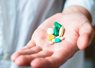 Tự ý dùng kháng sinh trị cảm cúm: Phản tác dụng