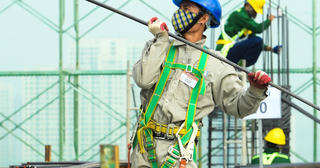 Nhiều chính sách mới về hợp đồng lao động có hiệu lực từ 1/1/2021