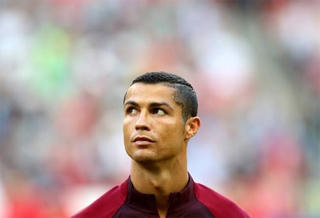 Ronaldo phải ra tòa tại Madrid