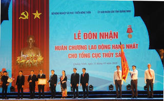 Ngành Thủy sản đón nhận Huân chương Lao động hạng Nhất