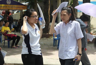 Phập phồng chuyện nộp hồ sơ xét tuyển nguyện vọng 1
