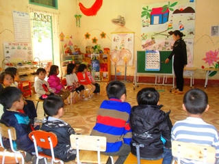 Kon Tum: Đạt chuẩn phổ cập giáo dục mầm non cho trẻ 5 tuổi