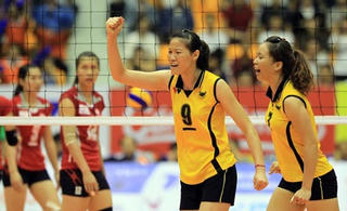 Phụ công Ngọc Hoa và trái bóng chuyền