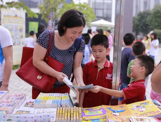 Độc đáo 'Kho Sách nói' tại Vinschool BookFair 2016