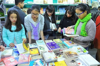 Xử lý 179 xuất bản phẩm vi phạm trong năm 2016