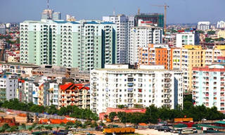 Thị trường bất động sản: Mới hồi phục, có nên siết tín dụng?