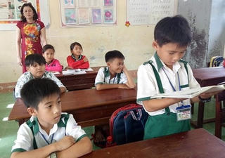 Học sinh lớp 3 trả lại 44 triệu đồng nhận bằng khen của Bộ GD-ĐT