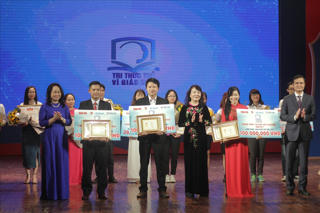 Tri thức trẻ vì giáo dục 2017:  Vinh danh 10 công trình, sáng kiến xuất sắc