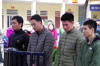 Tuyên phạt tù 4 anh em tấn công tổ công tác Công an phường