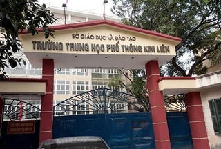 Chủ tịch TP Hà Nội bổ nhiệm hiệu trưởng 3 trường THPT