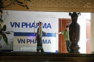 Khởi tố Phó Tổng giám đốc và Kế toán trưởng công ty CP VN Pharma
