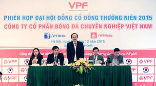 V-League 2016: Khát vọng chuyên nghiệp