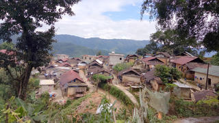 Lên Mường Tè
