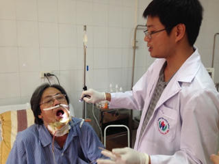 Tạo hình lưỡi cho bệnh nhân ung thư