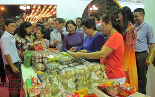 Hàng bình ổn về với khu dân cư