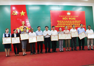 Quảng Ngãi: 276 nhà đại đoàn kết chào mừng Đại hội Đảng