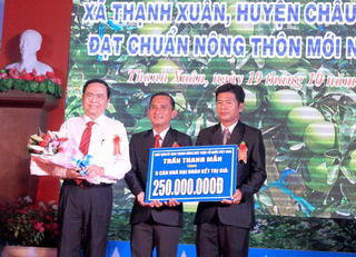 Chủ tịch Trần Thanh Mẫn dự Lễ công nhận xã Thạnh Xuân đạt chuẩn nông thôn mới