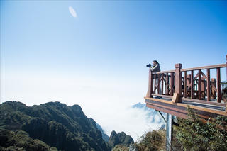 Giảm giá vé cáp treo Fansipan Legend cho người dân Lào Cai