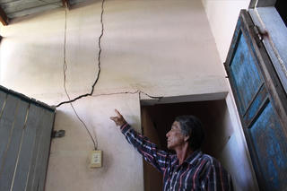 Thi công cao tốc làm nứt nhà: Dân lo doanh nghiệp 'cao chạy xa bay'