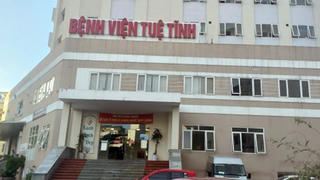 Tự chủ bệnh viện: Chỗ thì 'xộ khám', nơi xin 'quay đầu'