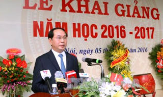 Chủ tịch nước mong các thầy cô giữ vững chữ 'đạo', dồi dào chữ 'tâm'