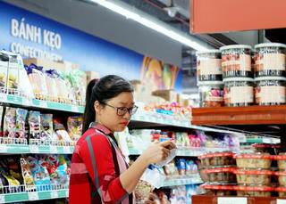 Dư địa lớn cho bán lẻ nội