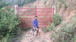 Doanh nghiệp 'bịt đường' dân sinh