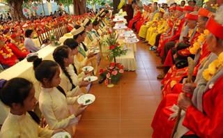 Mùa báo hiếu