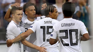Vòng loại Euro: Đức thắng hủy diệt 8-0, Pháp tìm lại niềm vui