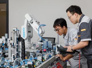 Đẩy mạnh phát triển nhân lực có kỹ năng nghề