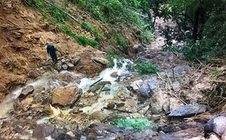 5 người bị lũ quét cuốn trôi tại Thanh Hóa vẫn ‘bặt vô âm tín’