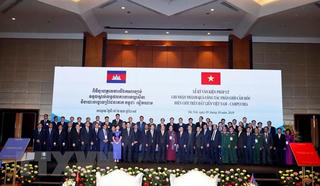 Thủ tướng Campuchia Hun Sen kết thúc chuyến thăm chính thức Việt Nam