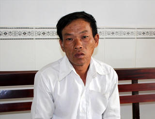 Cần Thơ: Bắt đối tượng giật túi xách của người nước ngoài