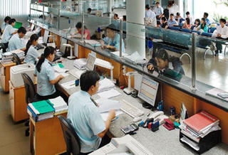 Thu hồi chứng nhận đủ điều kiện kinh doanh hàng miễn thuế của 2 công ty