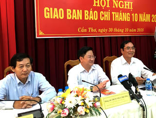 Đầu tháng 11 có kết quả miễn giảm hình phạt người bán 100 USD