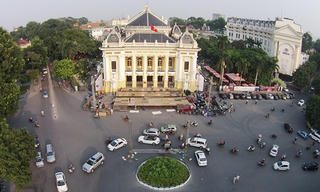 Đếm ngược đón giao thừa tại Nhà hát Lớn Hà Nội