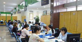 TP HCM: Bỏ quy định cấm công chức, viên chức mặc quần jean áo thun đi làm
