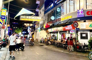 Bộ Y tế đề nghị xem xét dừng các hoạt động tập trung đông người dịp Tết Nguyên đán