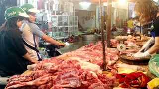 Mất cân bằng thịt lợn