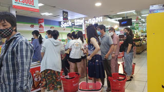 Nhân viên giao hàng là F0, hàng đông lạnh có thể chứa virus SARS-CoV-2?