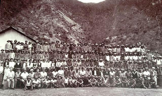 Cây có cội, sông có nguồn